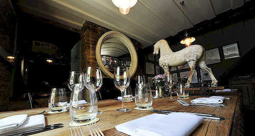 The Horse And Groom Inn 맘스버리 외부 사진